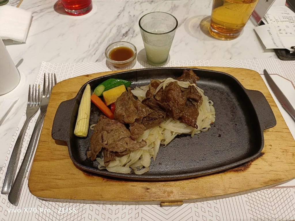 【新莊美食】西堤牛排,曾經的美味,感覺回不去了 - 第16張圖 【新莊美食】西堤牛排,曾經的美味,感覺回不去了
