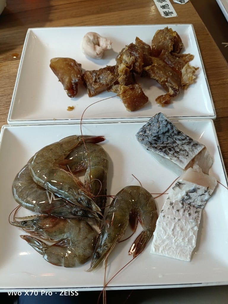 【台北吃到飽】滿堂紅頂級麻辣鴛鴦鍋，老牌麻辣鍋吃到飽，肉質出乎意料之外讚！20220403