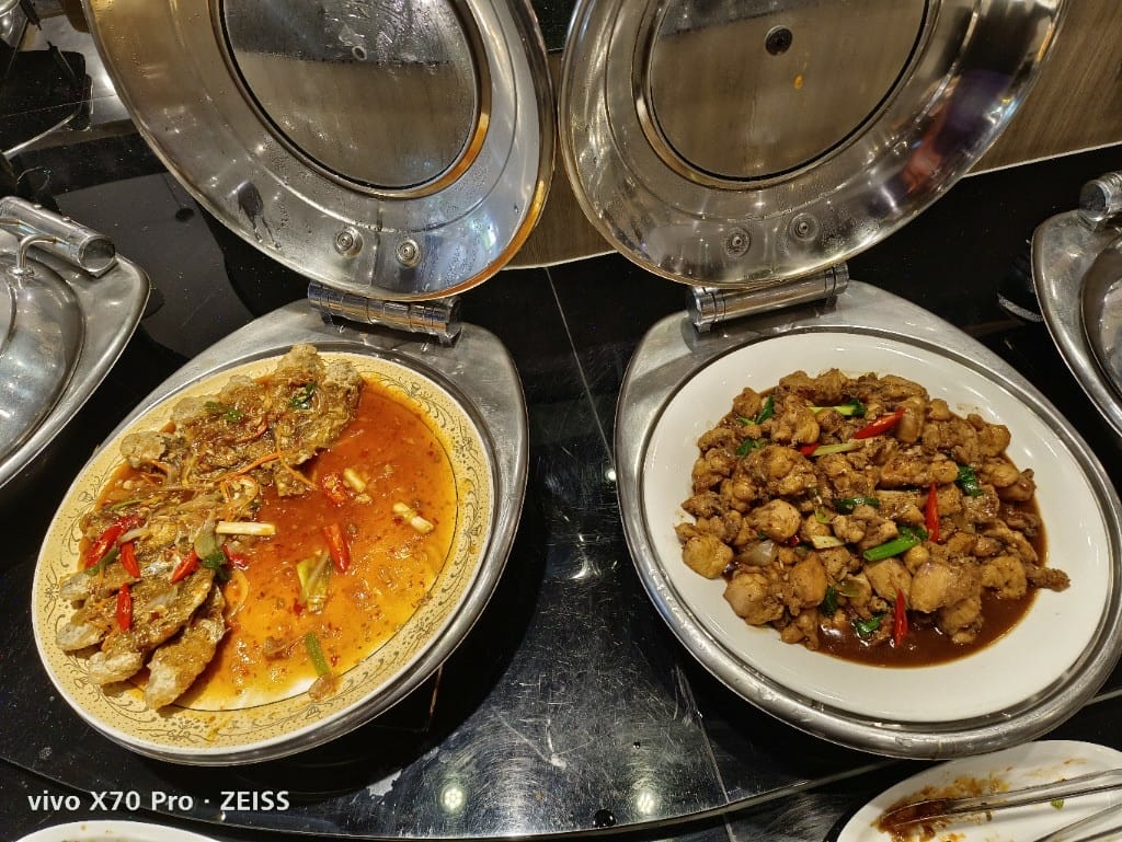 【新莊吃到飽】貴族世家體育館店，自助吧大進步的平價牛排吃到飽！