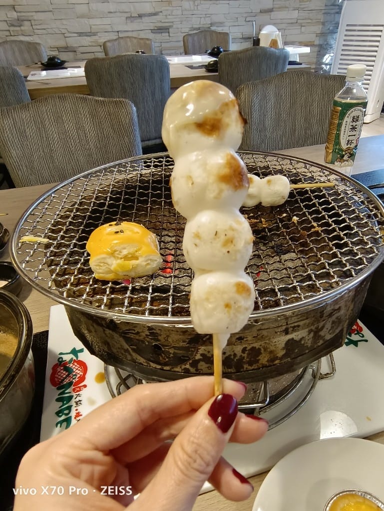 【新莊吃到飽】 なべNABE 那邊火鍋.燒烤2訪，火烤兩吃只要$499起，還有店家自製的多款甜點吃到飽哦❤️