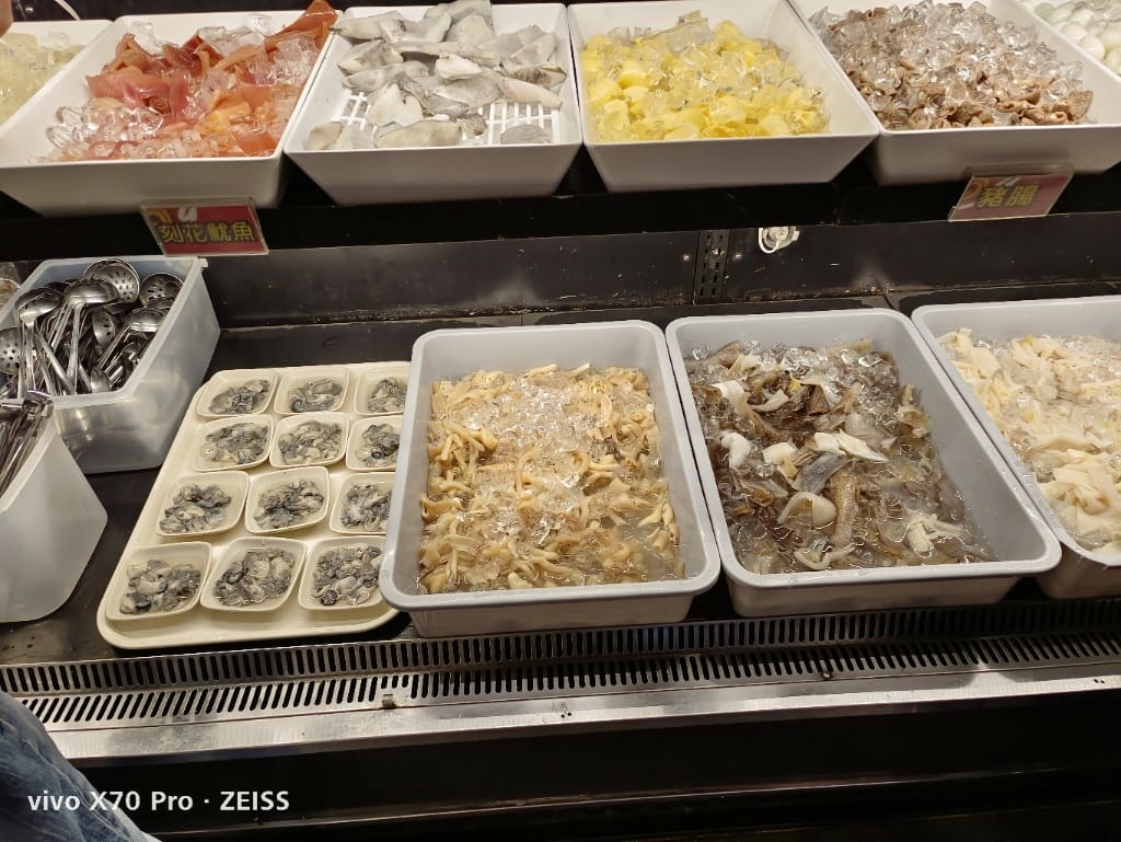 【士林吃到飽】強強滾日式精緻涮涮屋6訪，士林平價的涮涮鍋吃到飽❤️