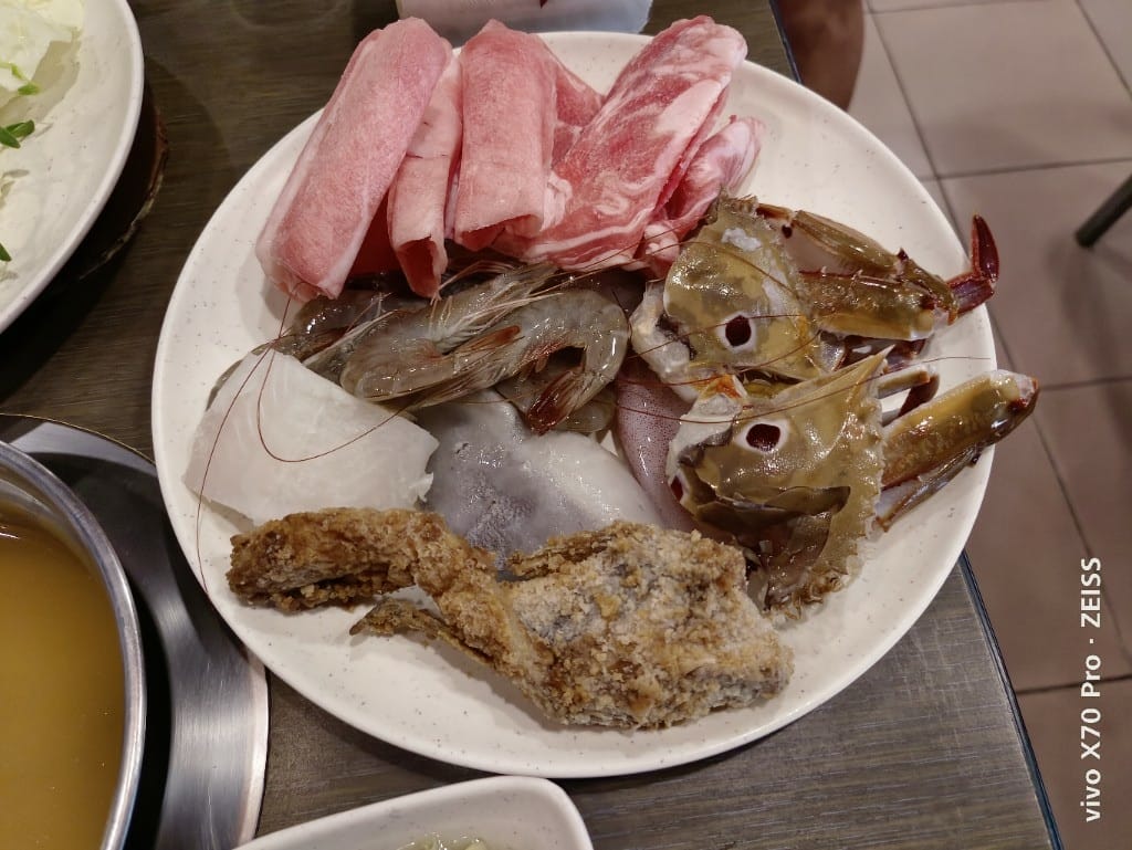 【士林吃到飽】強強滾日式精緻涮涮屋6訪，士林平價的涮涮鍋吃到飽❤️