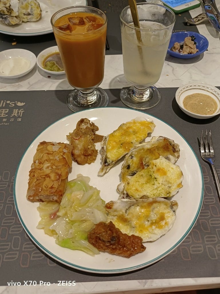 【新莊吃到飽】峇里斯南洋海鮮總匯，新莊最新吃到飽，試營運前3天買一送一哦！