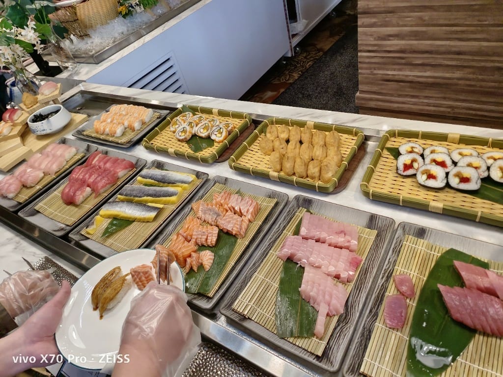 【新莊吃到飽】峇里斯南洋海鮮總匯，新莊最新吃到飽，試營運前3天買一送一哦！
