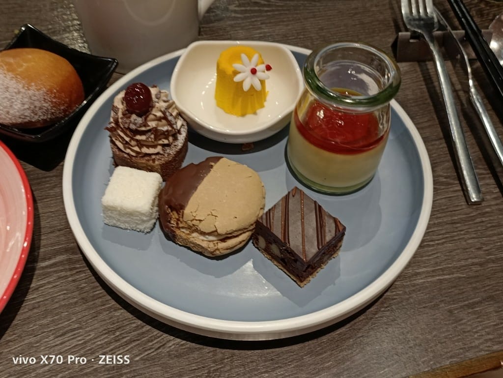 【台北吃到飽】喜來登12廚下午餐，回歸原價但菜色不思進取的K12