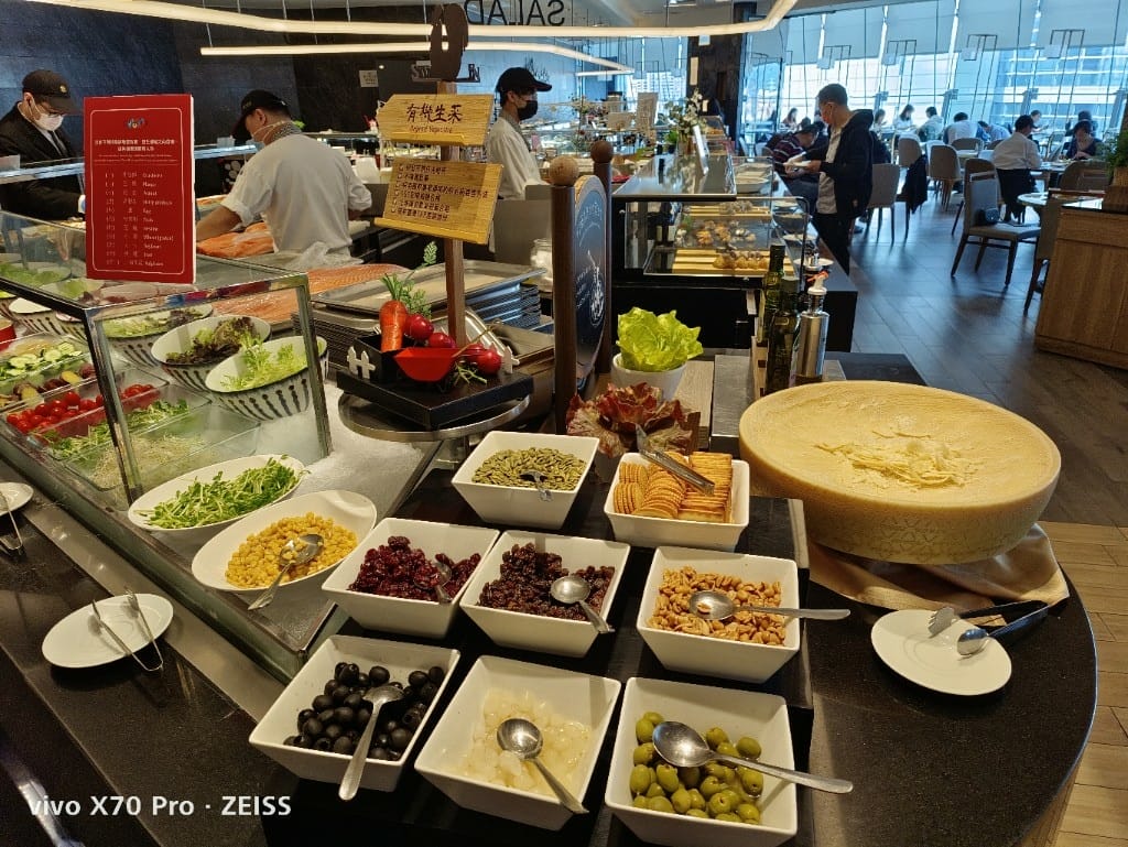 【台北吃到飽】漢來海港城天母店，美味又超值的百匯，還有瘋狂派對甜點季哦！
