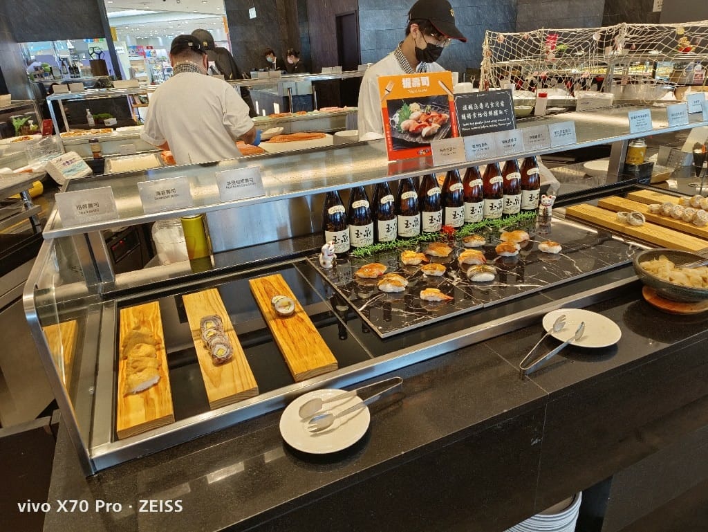 【台北吃到飽】漢來海港城天母店，美味又超值的百匯，還有瘋狂派對甜點季哦！