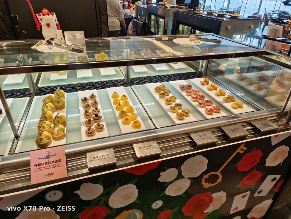 【台北吃到飽】漢來海港城天母店，美味又超值的百匯，還有瘋狂派對甜點季哦！