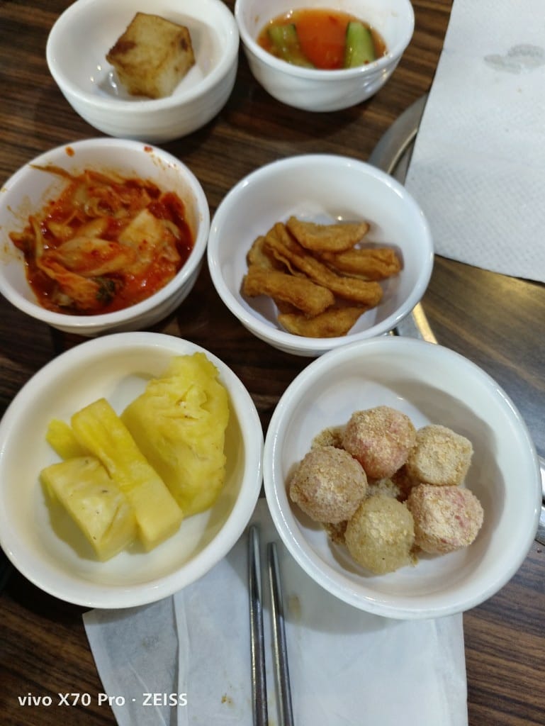 【新莊吃到飽】韓味軒，多達近40種韓式小菜吃到飽，只要190元起
