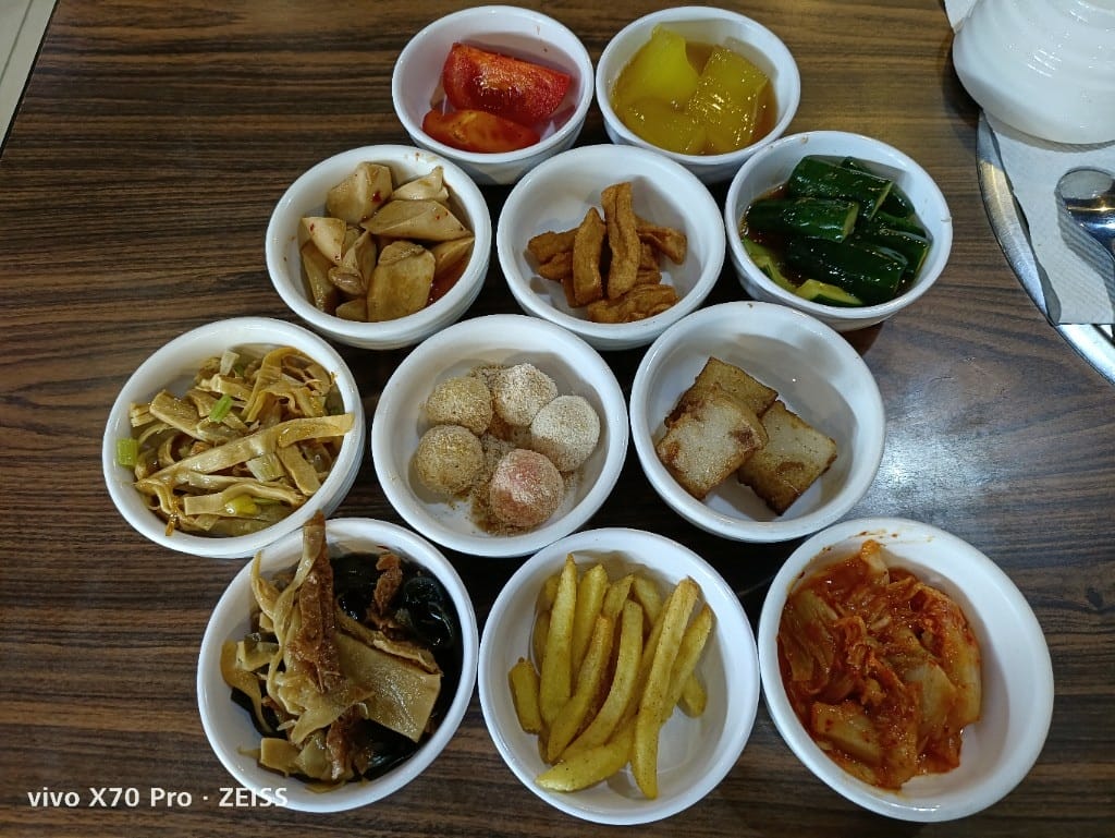 【新莊吃到飽】韓味軒，多達近40種韓式小菜吃到飽，只要190元起
