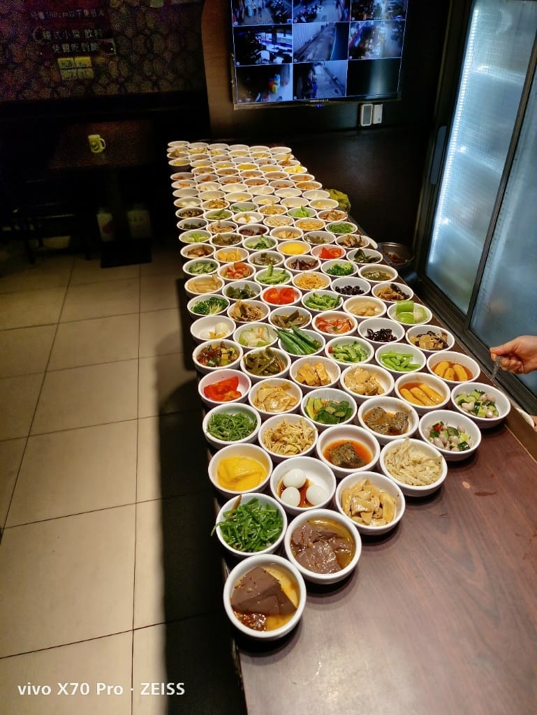 【新莊吃到飽】韓味軒，多達近40種韓式小菜吃到飽，只要190元起