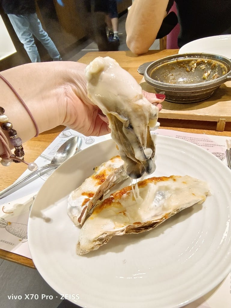 【台北吃到飽】饗食天堂大直店，假日午餐焗烤生蠔吃到飽還千元有找，CP值超高❤️