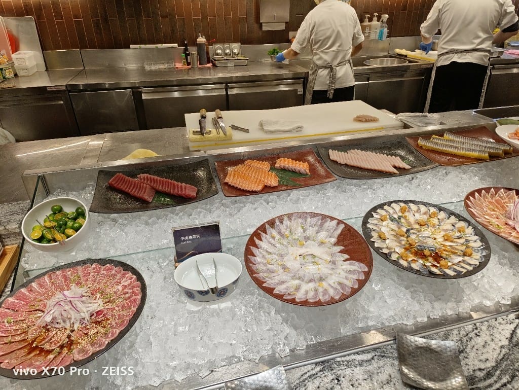 【台北吃到飽】饗食天堂大直店，假日午餐焗烤生蠔吃到飽還千元有找，CP值超高❤️