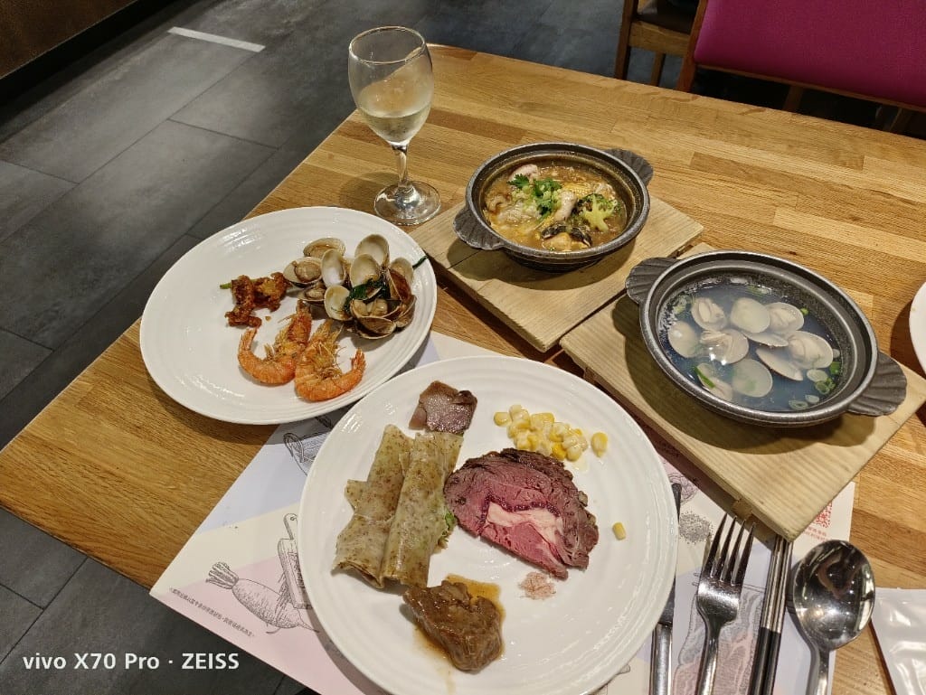 【台北吃到飽】饗食天堂大直店，假日午餐焗烤生蠔吃到飽還千元有找，CP值超高❤️