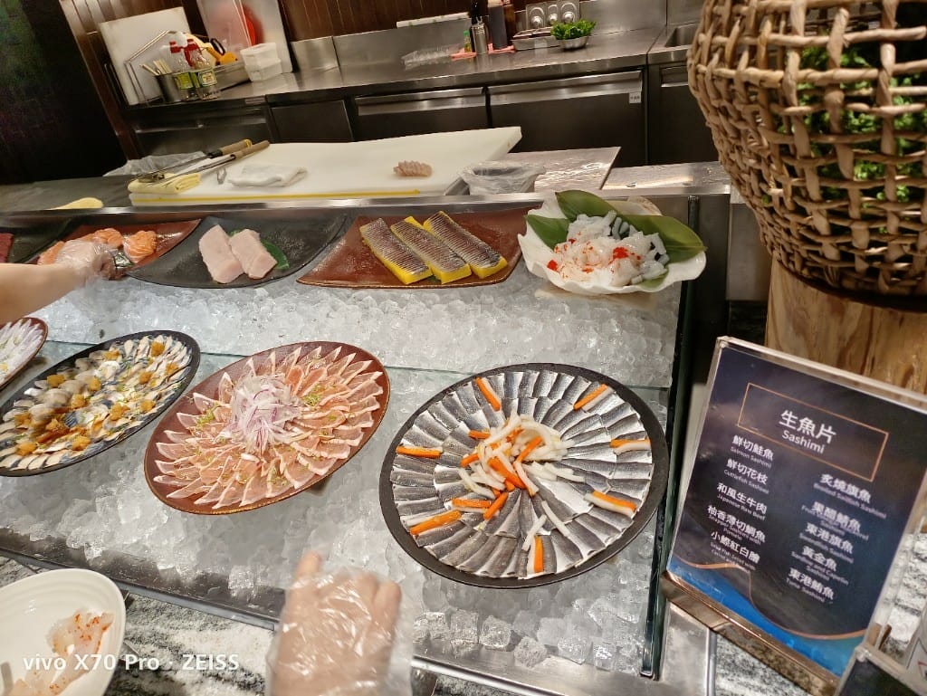 【台北吃到飽】饗食天堂大直店，假日午餐焗烤生蠔吃到飽還千元有找，CP值超高❤️