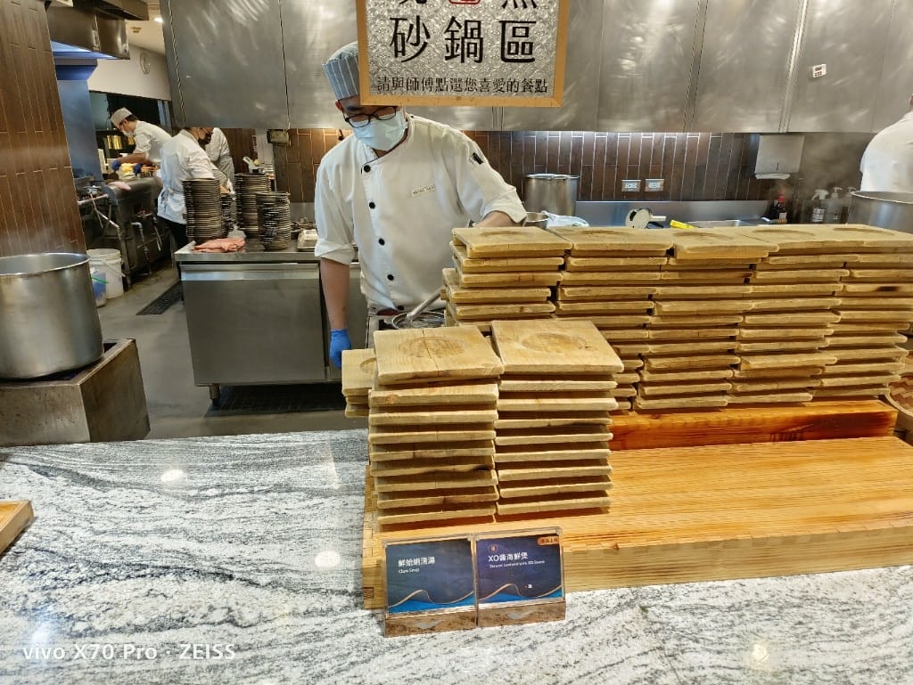 【台北吃到飽】饗食天堂大直店，假日午餐焗烤生蠔吃到飽還千元有找，CP值超高❤️