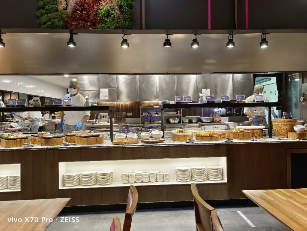 【台北吃到飽】饗食天堂大直店，假日午餐焗烤生蠔吃到飽還千元有找，CP值超高❤️