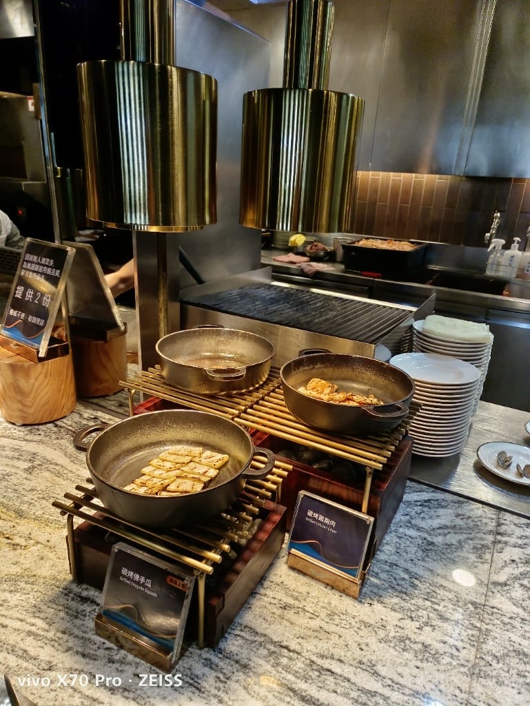 【台北吃到飽】饗食天堂大直店，假日午餐焗烤生蠔吃到飽還千元有找，CP值超高❤️