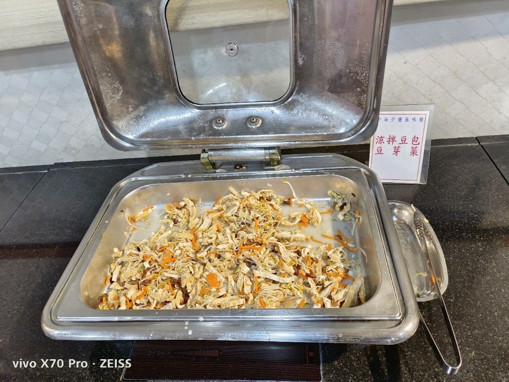 【台北吃到飽】國軍英雄館早餐，中式早餐只要$130，滿滿焢肉吃到飽耶！❤️