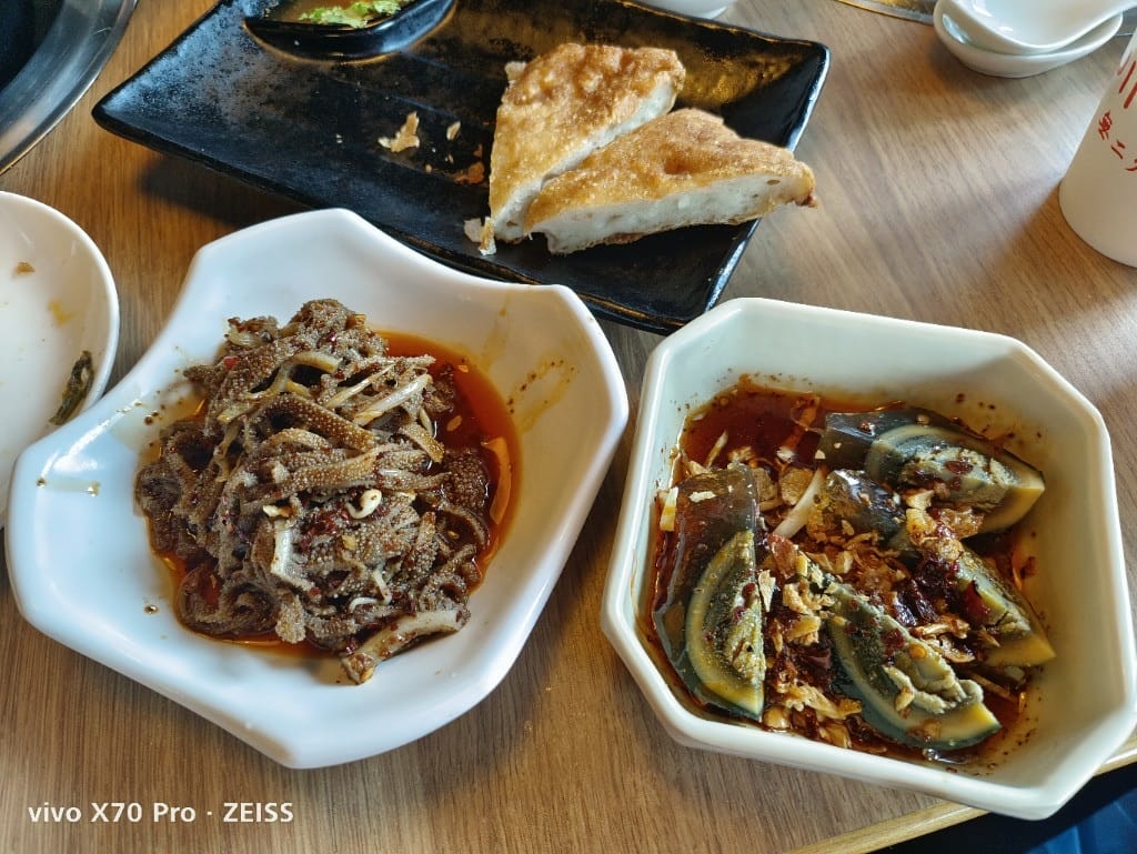 【台北吃到飽】川巴子火鍋樓，好久不見的川巴子，多款川味涼菜吃到飽，母親節期間5人同行1人免費哦！