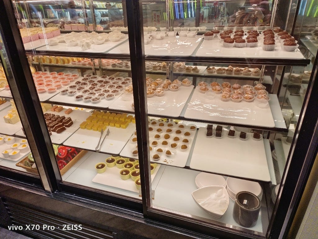 【板橋吃到飽】吉哆火鍋百匯，師園鹹酥雞&台灣小吃吃起來❤️