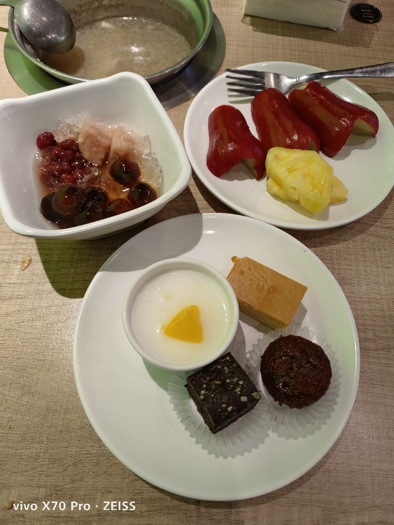 【板橋吃到飽】吉哆火鍋百匯，師園鹹酥雞&台灣小吃吃起來❤️