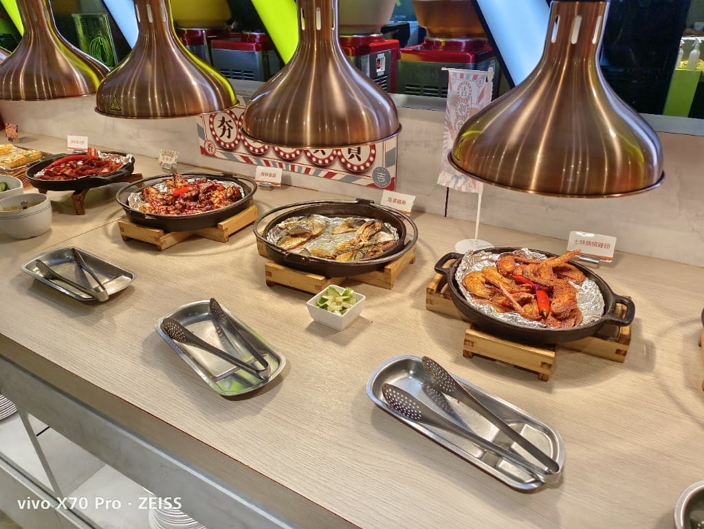 【板橋吃到飽】吉哆火鍋百匯，師園鹹酥雞&台灣小吃吃起來❤️