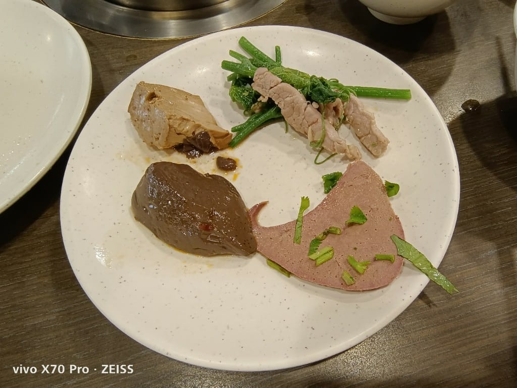 【士林吃到飽】強強滾日式精緻涮涮屋7訪，士林平價的涮涮鍋吃到飽❤️