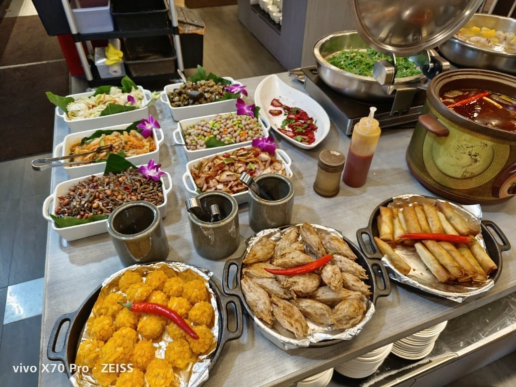 【士林吃到飽】強強滾日式精緻涮涮屋7訪，士林平價的涮涮鍋吃到飽❤️