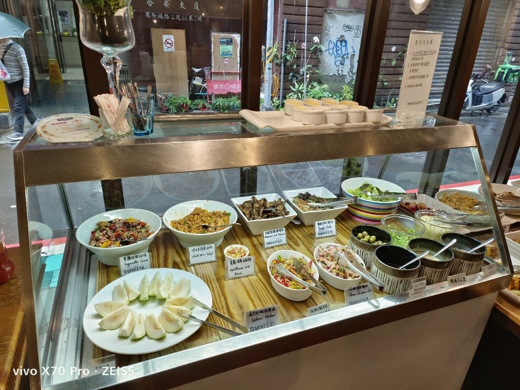 【台北吃到飽】帝拉摩義式餐廳，平價的地中海舒食沙拉吧吃到飽❤️