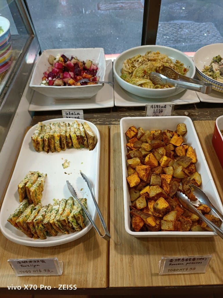 【台北吃到飽】帝拉摩義式餐廳，平價的地中海舒食沙拉吧吃到飽❤️