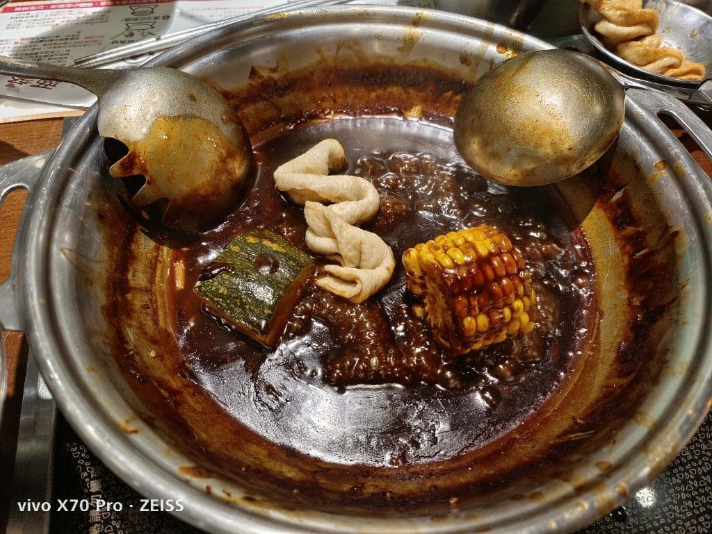 【新莊吃到飽】『 兩餐 』두끼韓國年糕火鍋吃到飽，只要$299