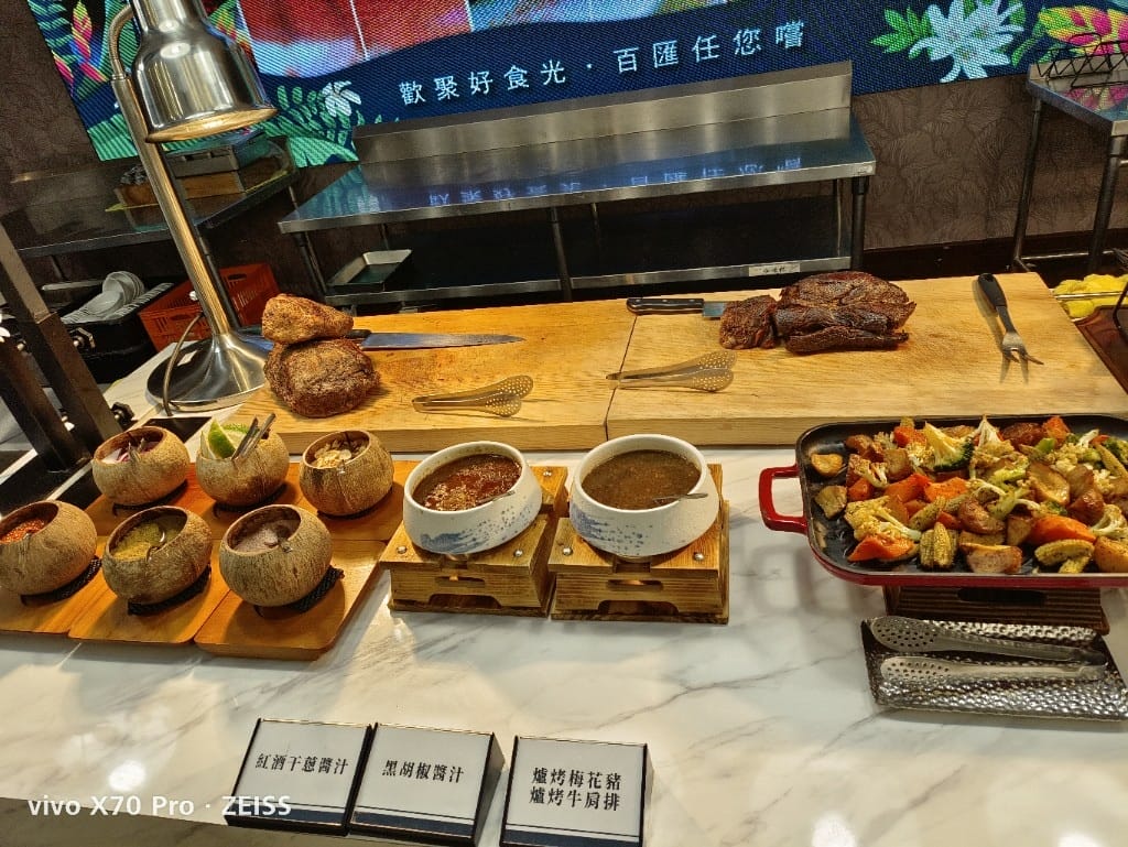 【新莊吃到飽】峇里斯南洋海鮮總匯3訪晚餐，新莊最新吃到飽！