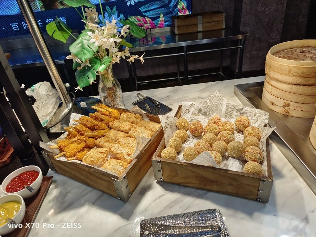 【新莊吃到飽】峇里斯南洋海鮮總匯3訪晚餐，新莊最新吃到飽！