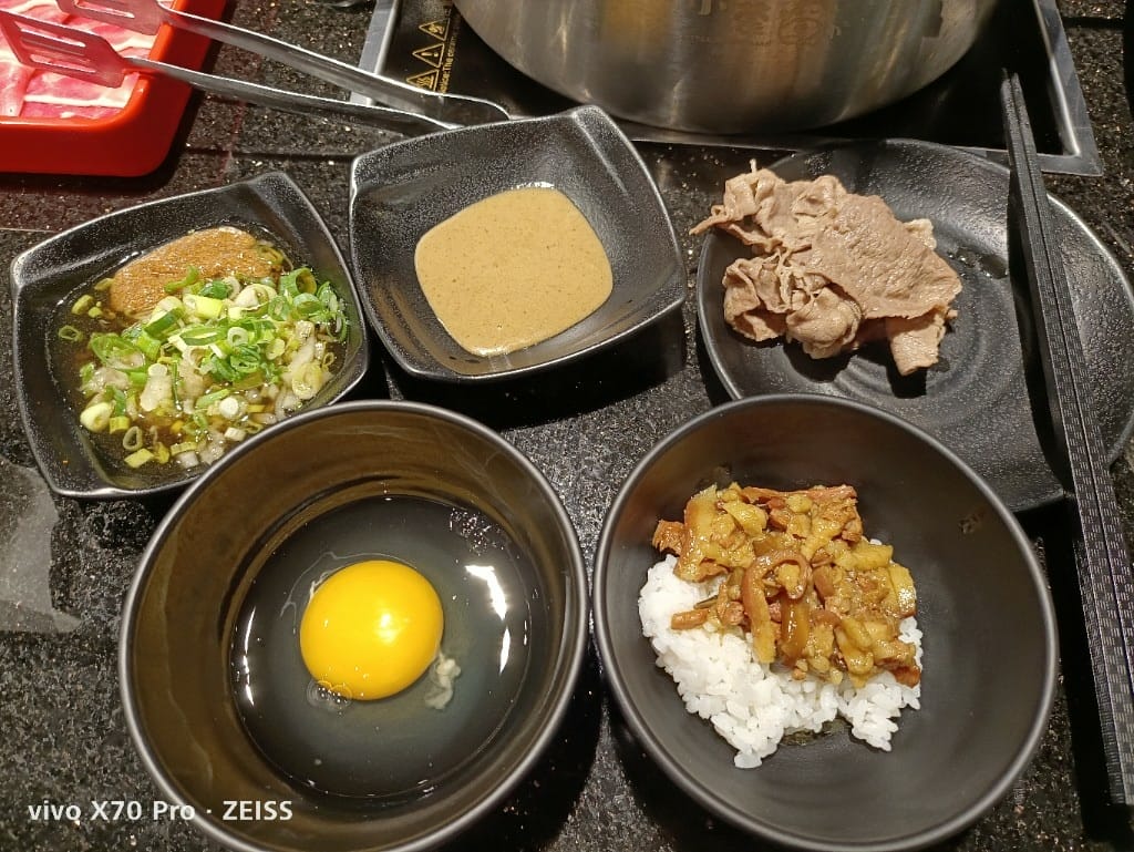 【新莊吃到飽】金大鋤壽喜燒，新莊最新吃到飽，520只要52折哦！