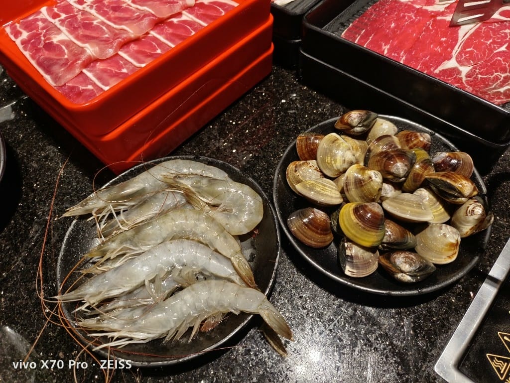 【新莊吃到飽】金大鋤壽喜燒，新莊最新吃到飽，520只要52折哦！