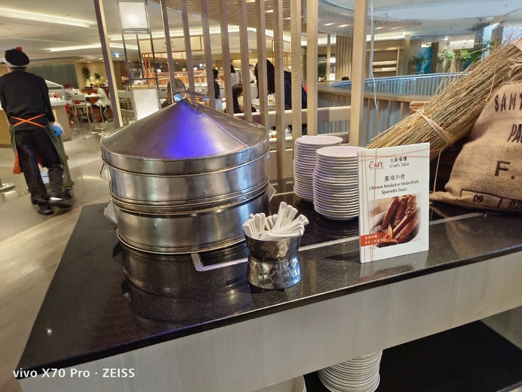【台北吃到飽】香格里拉遠企CAFE午餐，用買一送一享受和牛美食季❤️