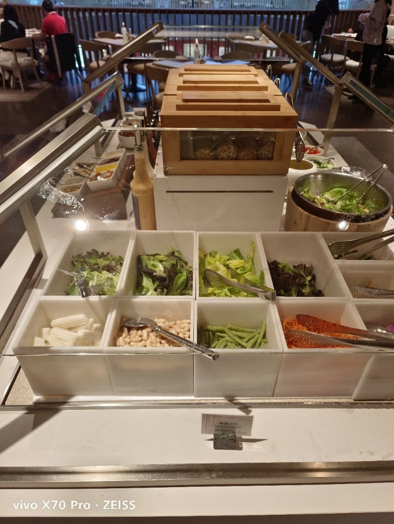 【台北吃到飽】香格里拉遠企CAFE午餐，用買一送一享受和牛美食季❤️