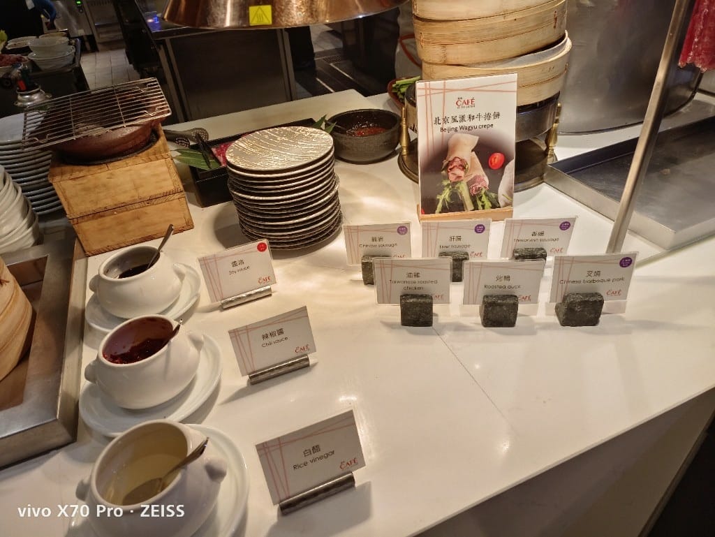 【台北吃到飽】香格里拉遠企CAFE午餐，用買一送一享受和牛美食季❤️