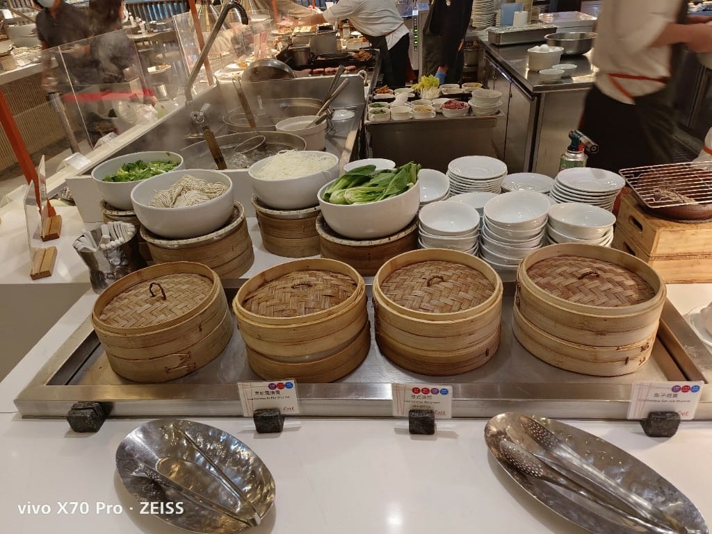 【台北吃到飽】香格里拉遠企CAFE午餐，用買一送一享受和牛美食季❤️