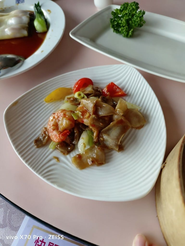 【台北吃到飽】圓山飯店金龍廳
，快閃吃到飽只要$999
