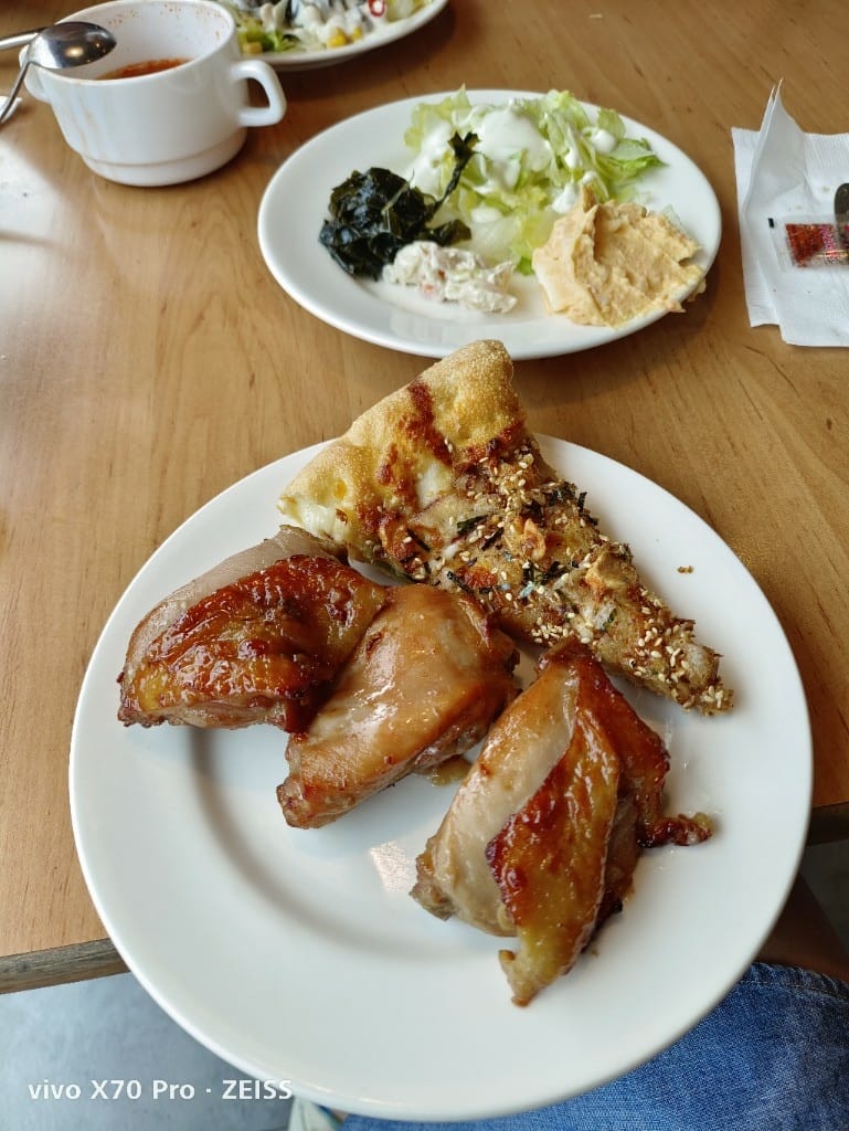 【台北吃到飽】必勝客歡樂吧，久沒吃會想念的烤雞自由囉❤️