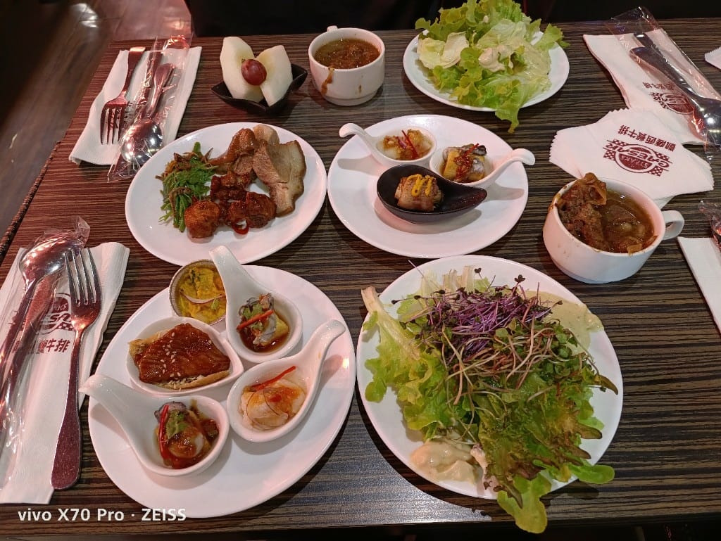 【台北吃到飽】凱撒西餐牛排N訪，自助吧才是主角的老牌牛排館❤️❤️❤️