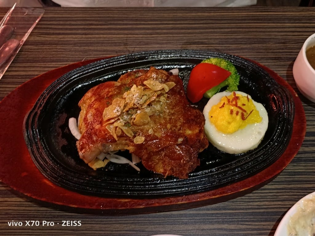 【台北吃到飽】凱撒西餐牛排N訪，自助吧才是主角的老牌牛排館❤️❤️❤️