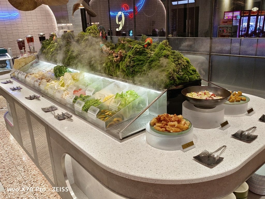 【板橋吃到飽】小福利火鍋會所,來靠臉吃飯一下❤️ - 第10張圖 【板橋吃到飽】小福利火鍋會所,來靠臉吃飯一下❤️