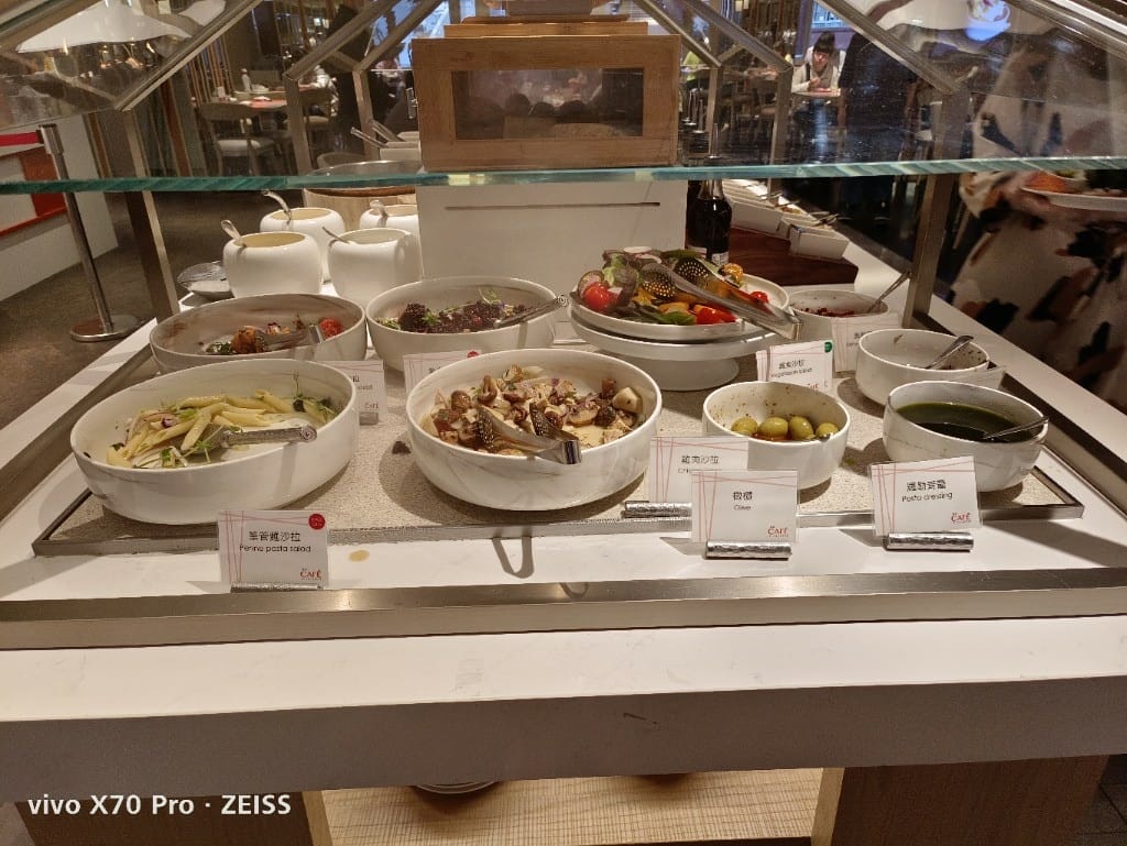 【台北吃到飽】香格里拉遠企CAFE下午茶，享受買一送一的美食❤️