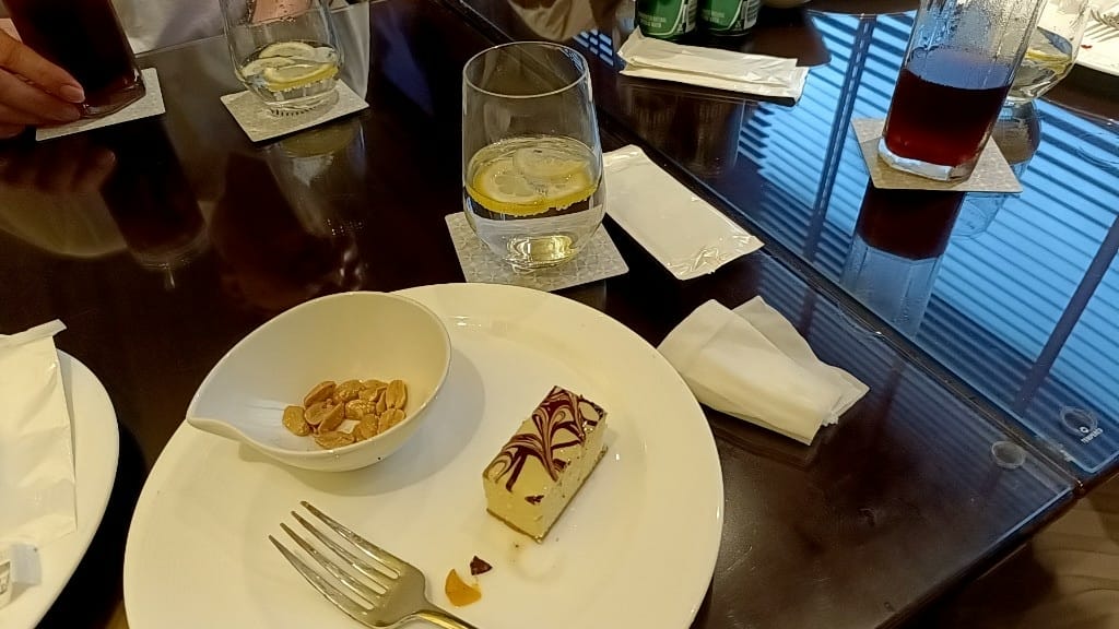 【台北吃到飽】台北喜來登行政酒廊下午茶&HH