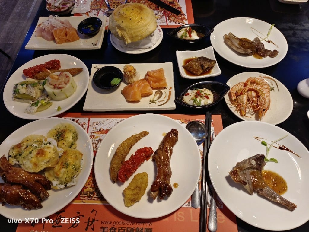 【宜蘭吃到飽】挪亞方舟美食，宜蘭在地推廌吃到飽