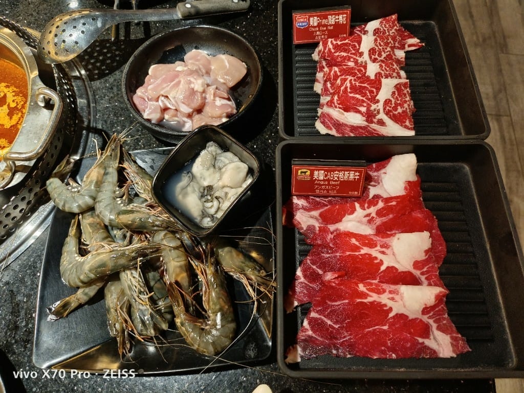 【台北吃到飽】馬辣頂級麻辣火鍋西門店，來享受玉荷包、芒果及大蛤蜊自由❤️
