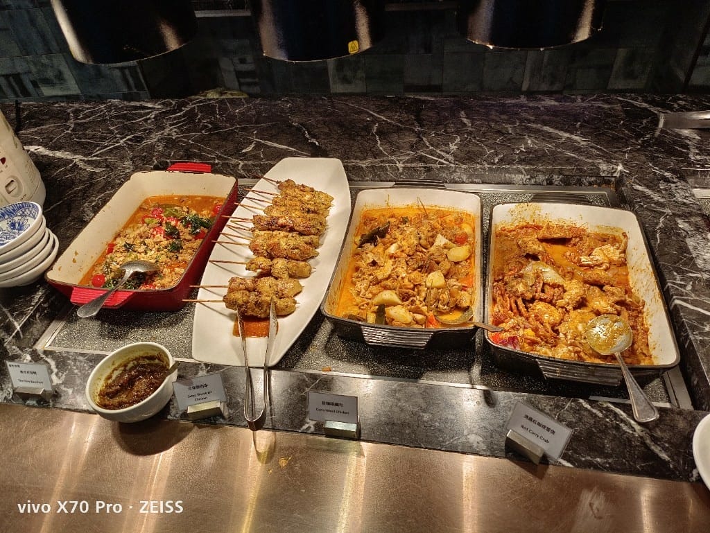 【台北吃到飽】王朝大飯店SunnyBuffet ，下午茶升等午餐，超棒牛排吃的好滿足😍